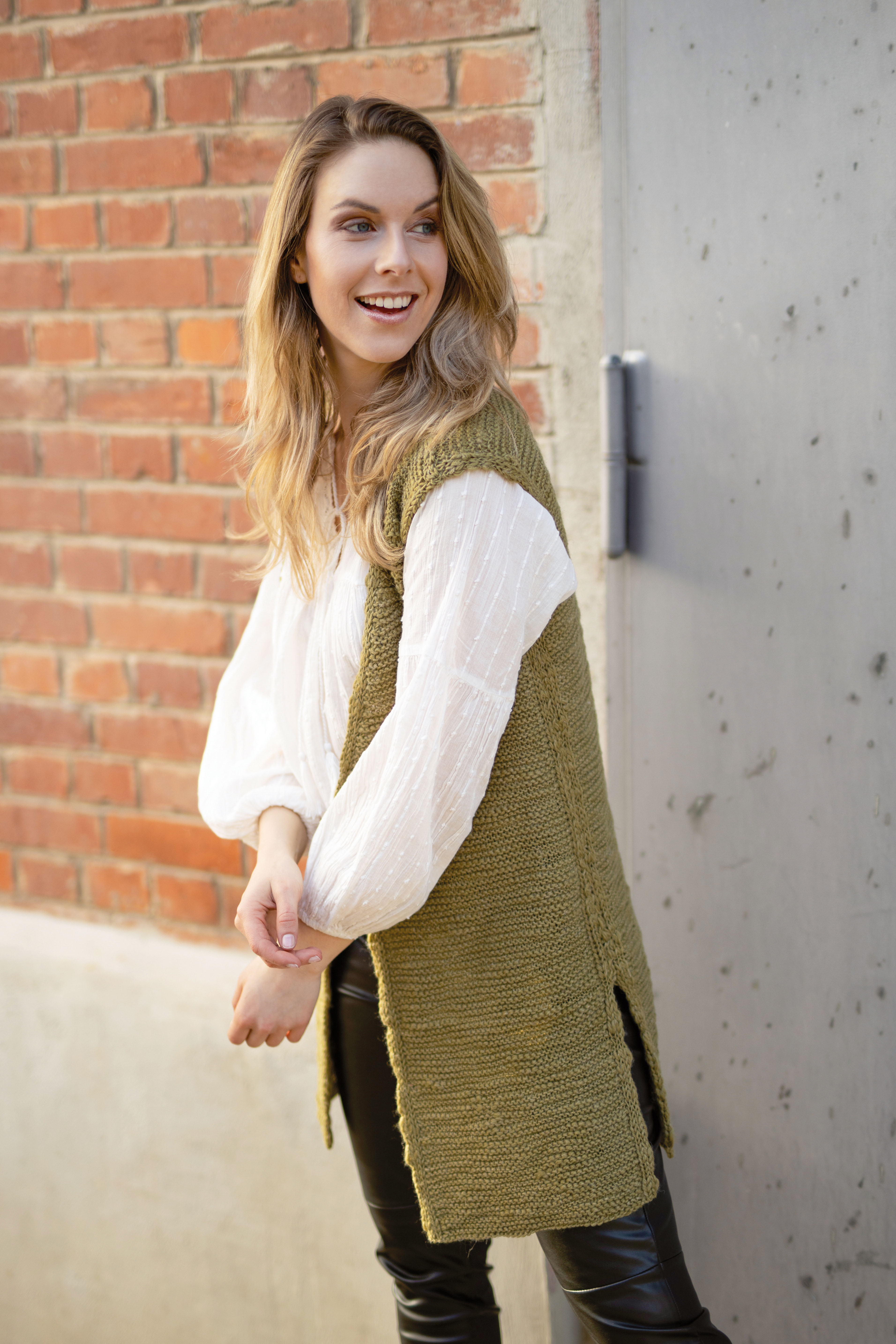  Modell 21062 Damen-Weste Cornwall Linen 