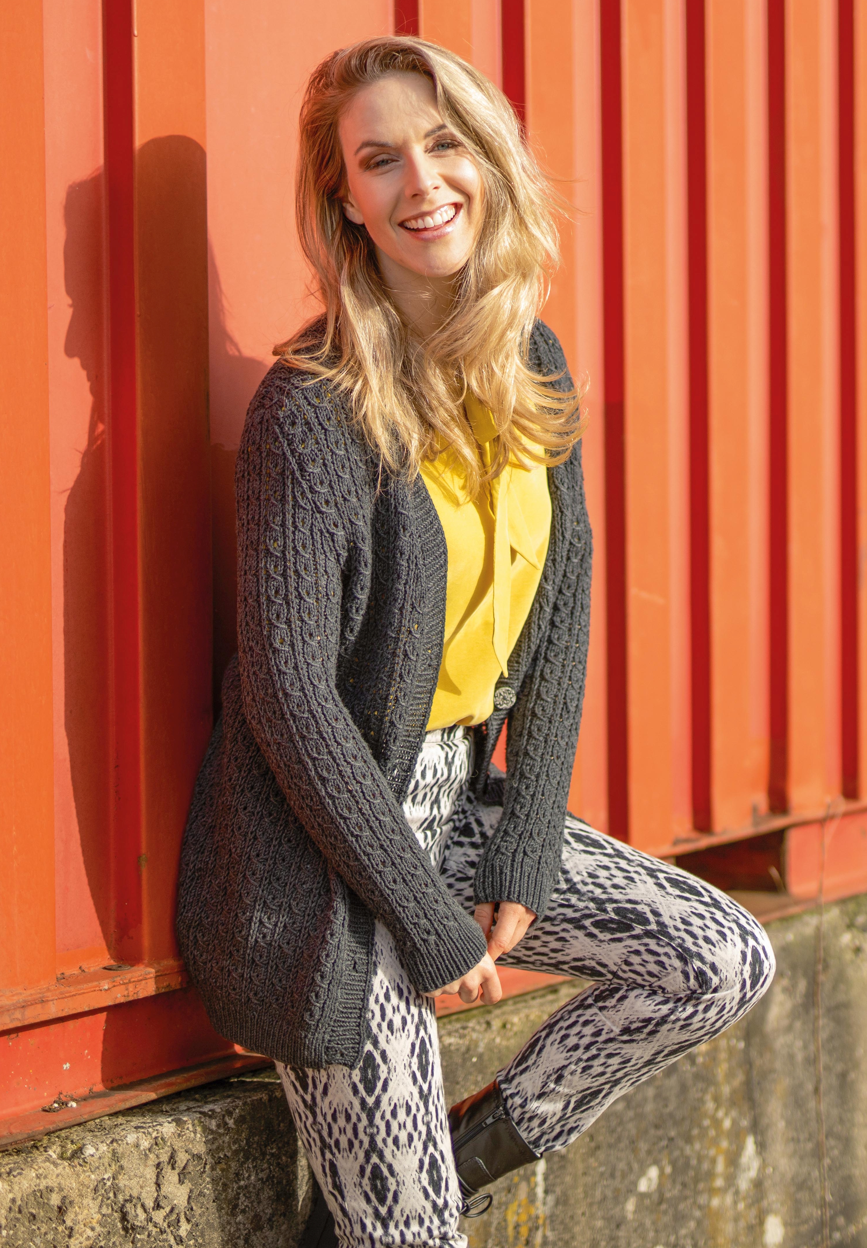  Modell 21090 Damenjacke Merino 105 EXP 